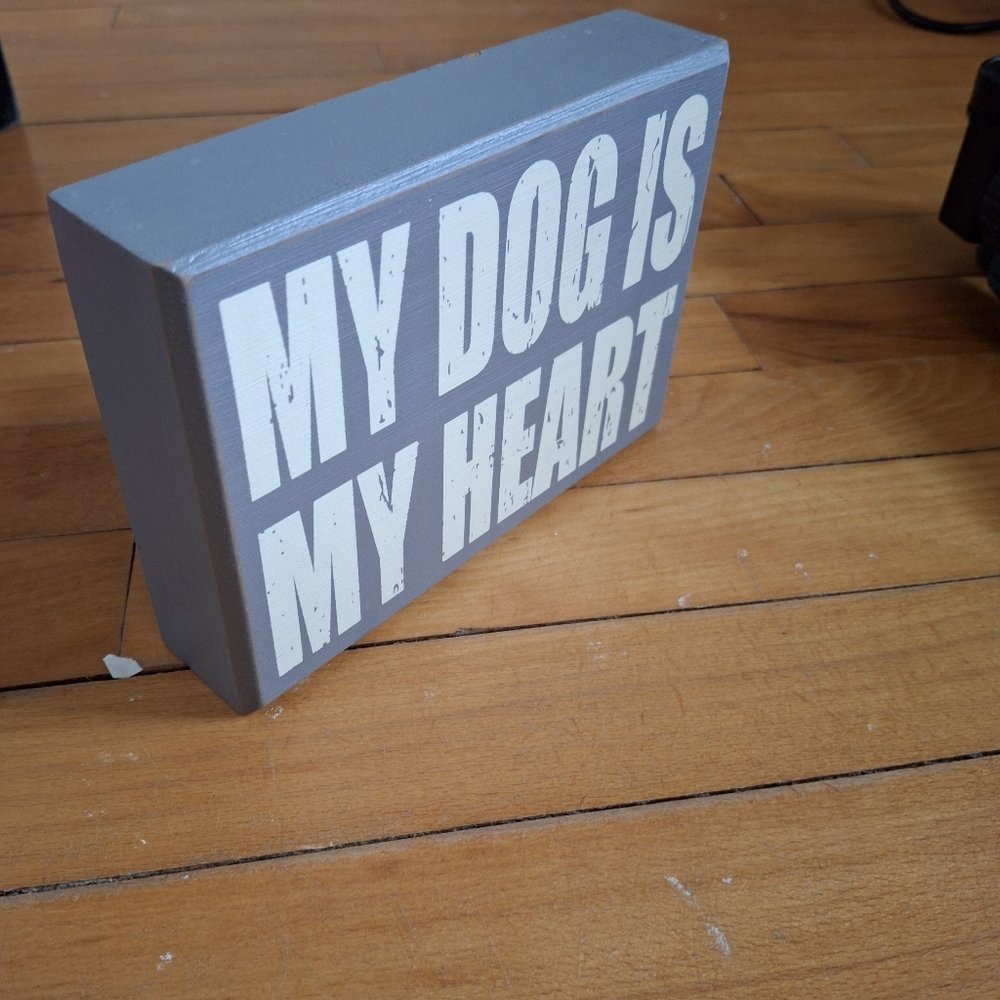 Gray and White Decorative Box Sign